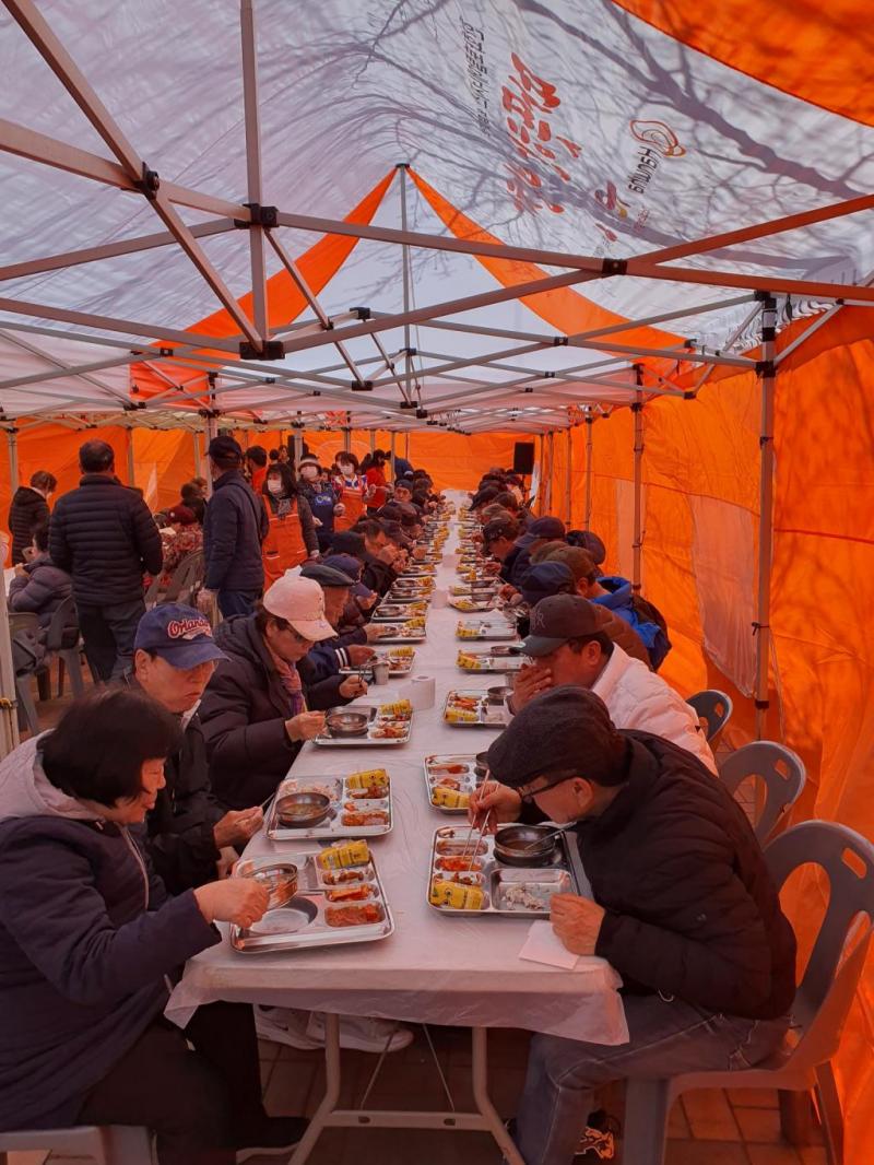 밥차 무료급식봉사