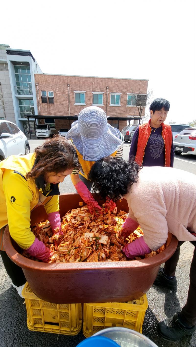 취약계층 가정 김치 전달