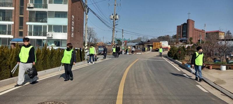 음암면 자원봉사 거점캠프 플로킹 환경정화 활동